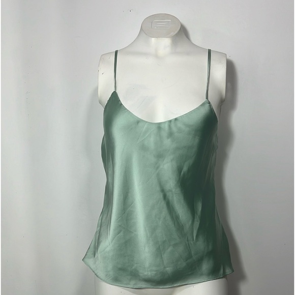 BCBGMAXAZRIA GREEN TOP SIZE S - Picture 3 of 6